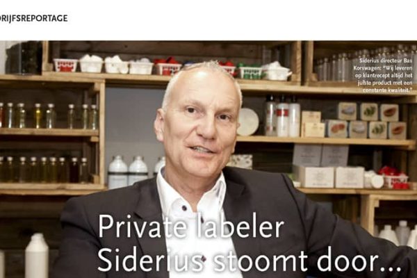 siderius-stoomt-door